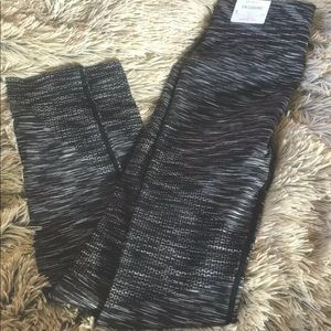 Aerie Move Leggings